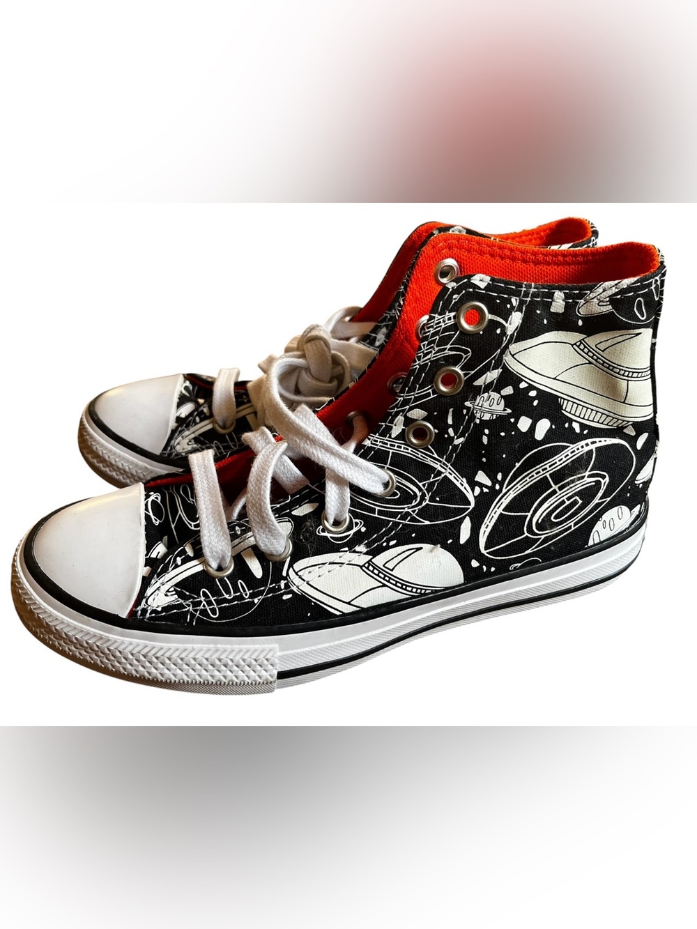 US 2 Converse Kids Black & White UFO Space Graphic High-Tops With Orange Lining